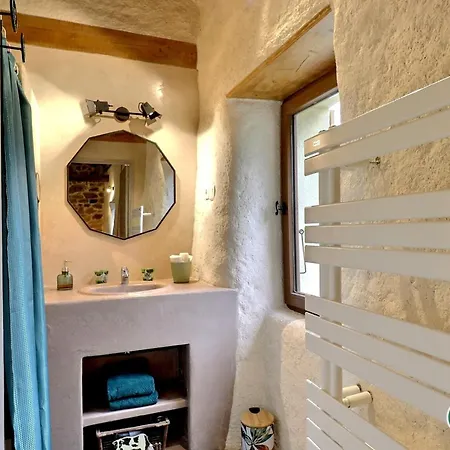Le Cocon Du Vivarais Rochepaule Room photo